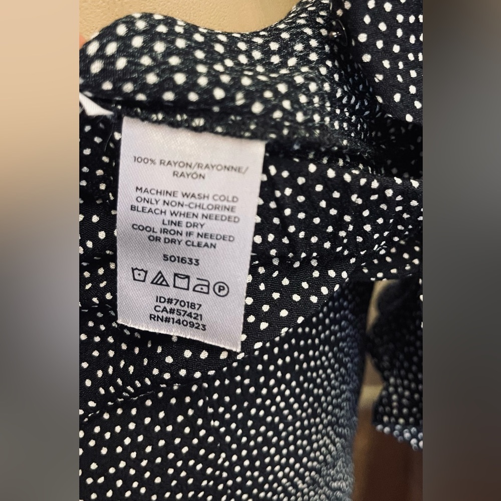 Loft Black White Polka Dot Open Back Romper Sz M Sleeveless Scoop Neck Pockets - Picture 11 of 16